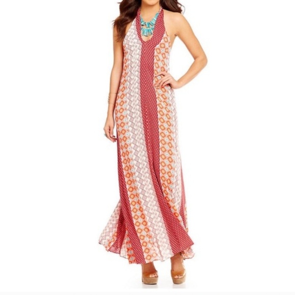 Sugarlips Dresses & Skirts - Sugar Lips Gypsy Halter Maxi Dress